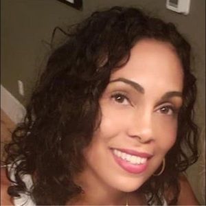 Meet your Posher, Adriana